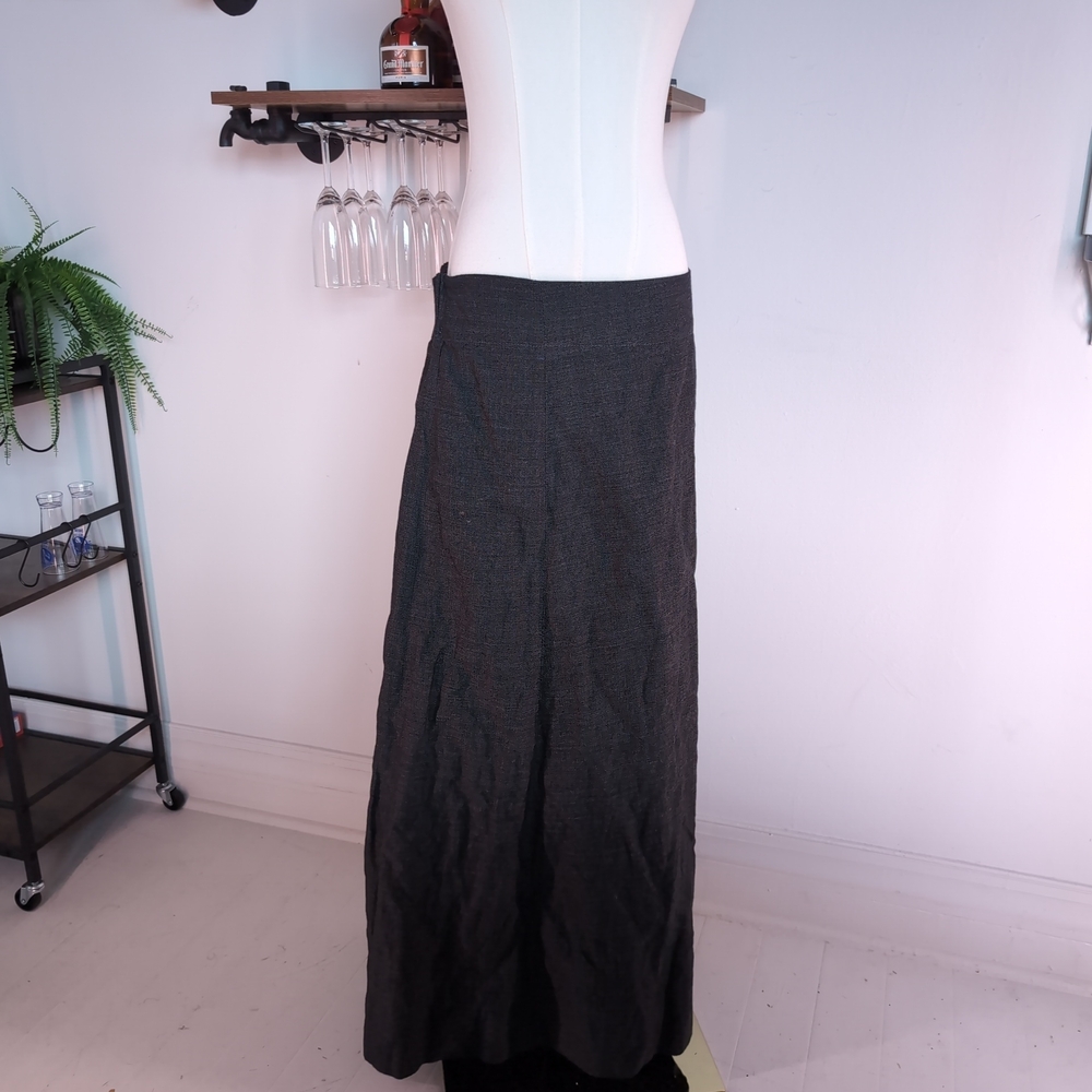 Minimalist Cantonnian Gauze-Textured Maxi Skirt in Turkish Denim